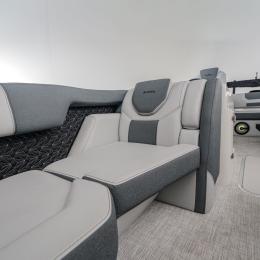 23L front bench (starboard)